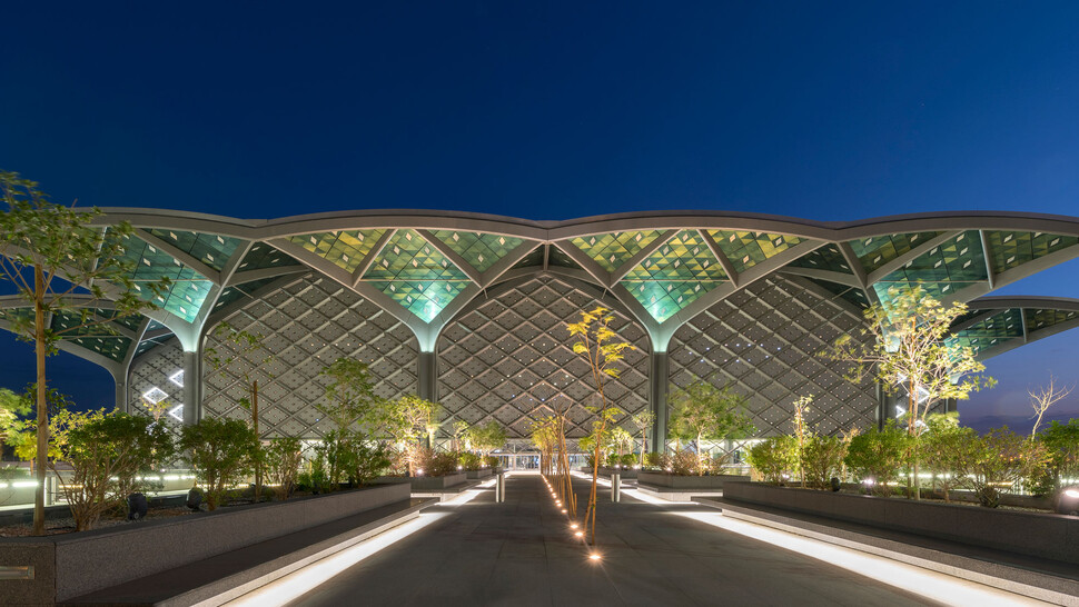 JetSpray humidifier cooling at Haramain railway